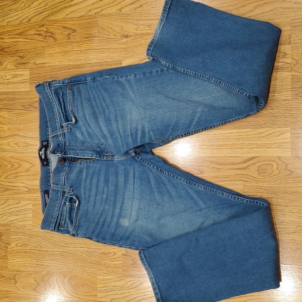 Perfect condition, men's Hollister size 31x32 Epic Flex, Slim Straight jeans